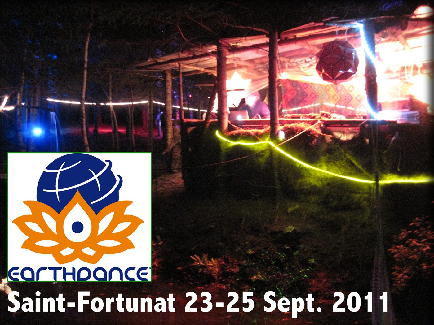 Earthdance St-Fortunat, September 23-25, 2011, on the stage at night.