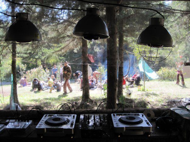 The DJ booth under its lamps, 2011.