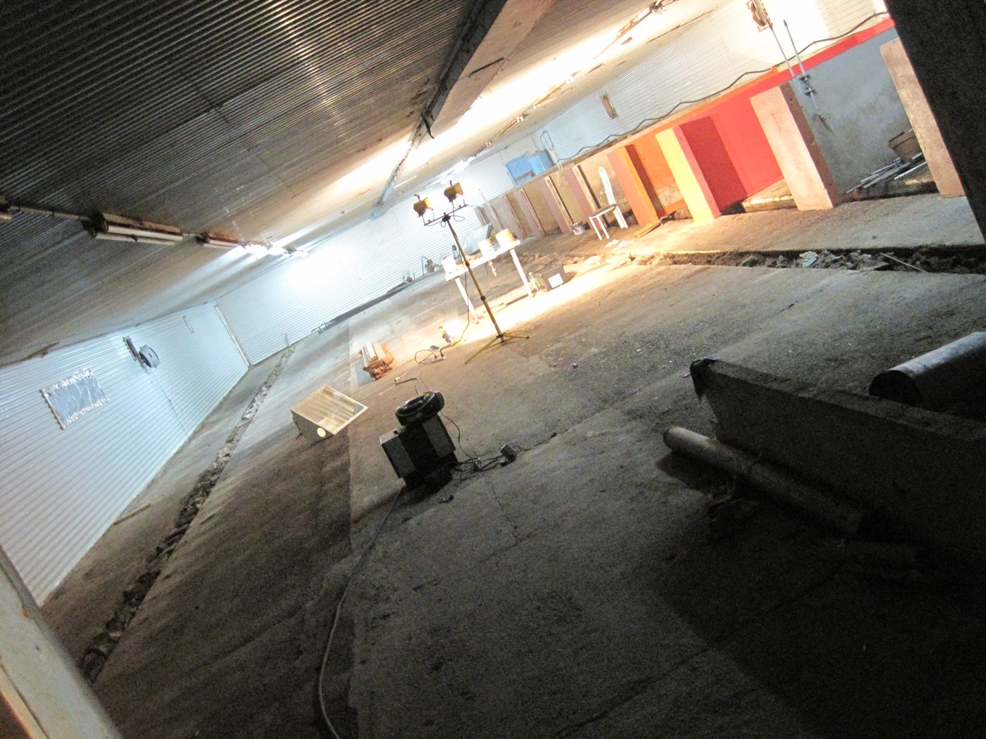 The new partitions, the compressor, the cables.