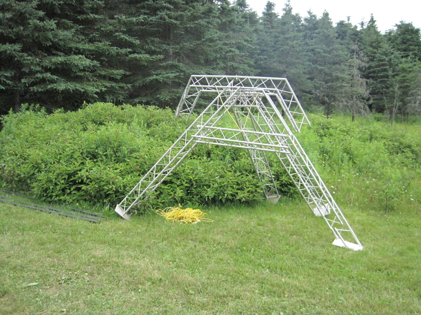 The truss structure in the field, July 2010.