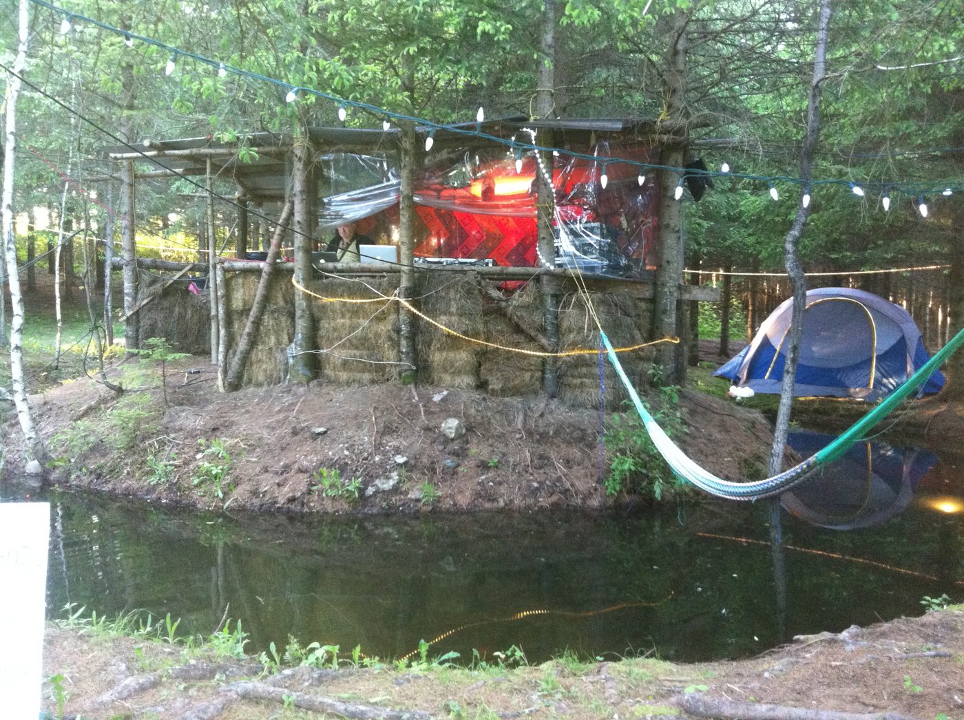 The Cherry Island seen from the other bank.