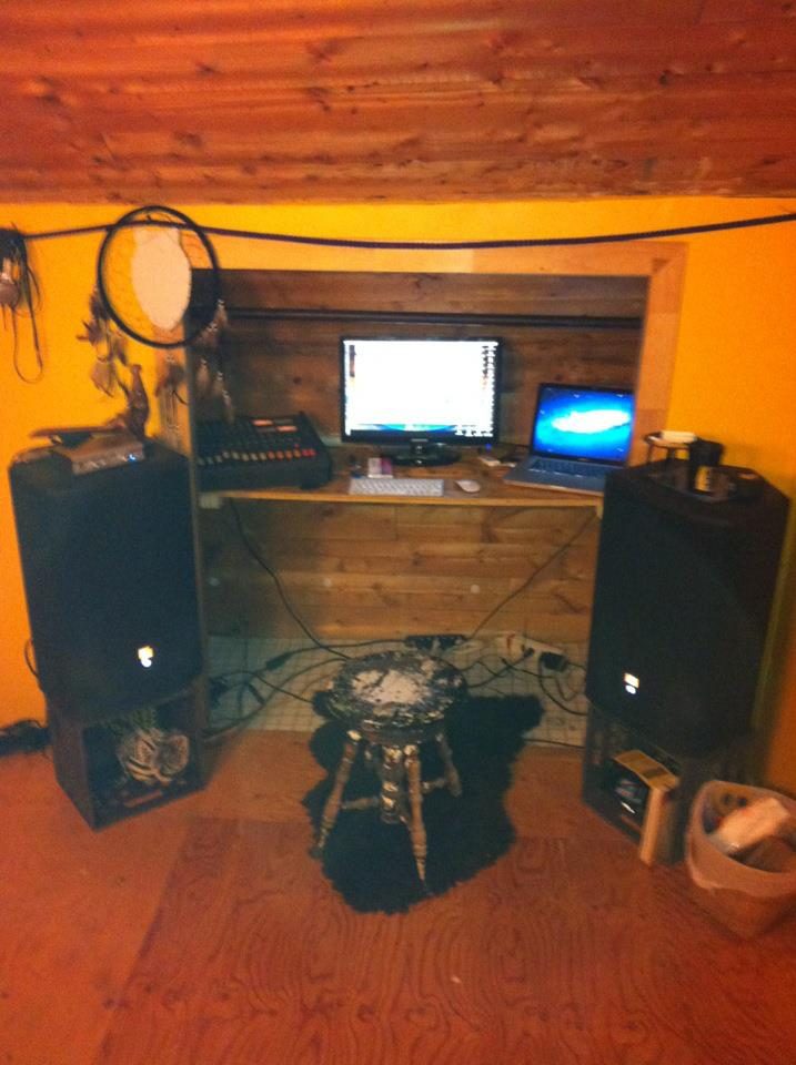 The studio, with its monitors and its screen, 2012.