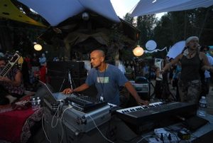 Sitar and electronics: the Dreamtree Project in concert. Photo from the Sundari 2011 event page.