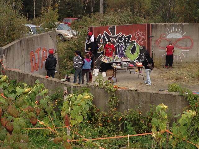 Automne 2013 et Back to Earth, 5 octobre 2013